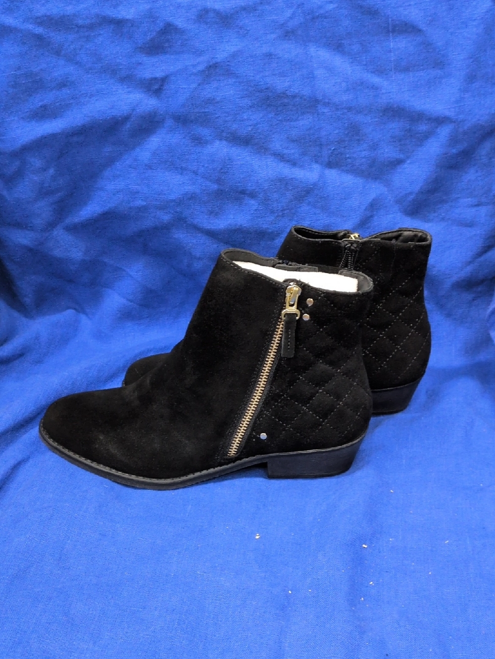 White Mountain Jodi Black Quilted Suede Ankle Boots with Side Zip